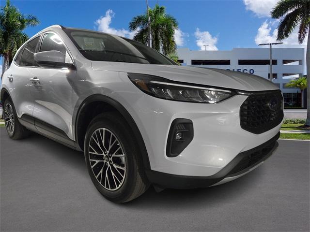 new 2025 Ford Escape car, priced at $34,995
