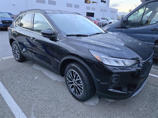 new 2025 Ford Escape car, priced at $39,490