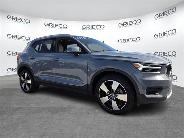 used 2020 Volvo XC40 car, priced at $24,900