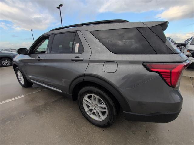 new 2025 Ford Explorer car, priced at $40,512