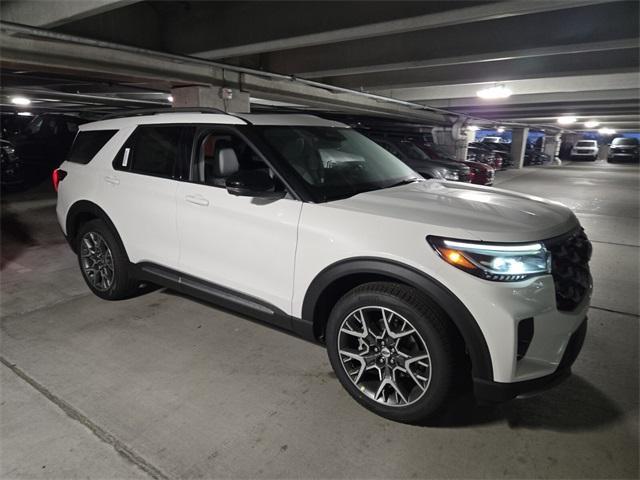 new 2025 Ford Explorer car, priced at $58,005