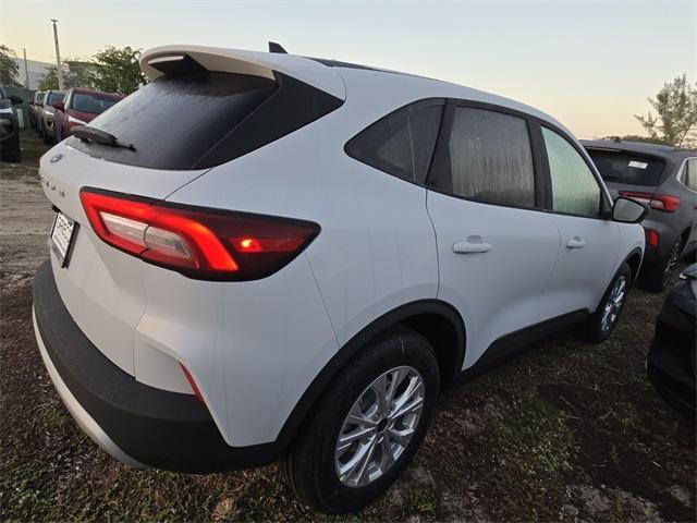 new 2025 Ford Escape car, priced at $29,090