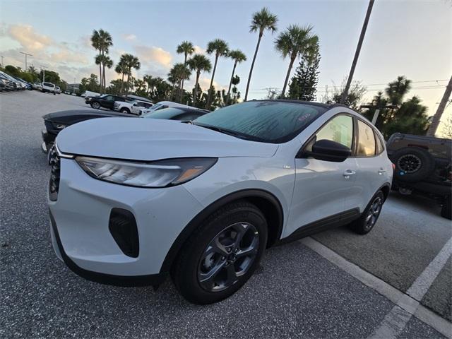 new 2025 Ford Escape car, priced at $34,015