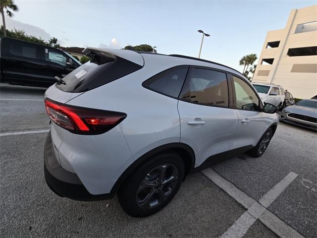 new 2025 Ford Escape car, priced at $34,015