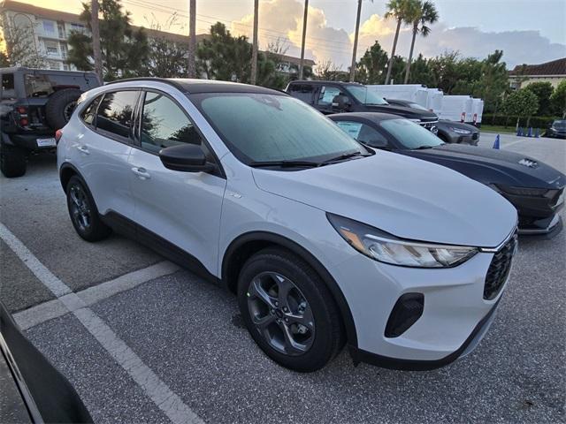 new 2025 Ford Escape car, priced at $34,015