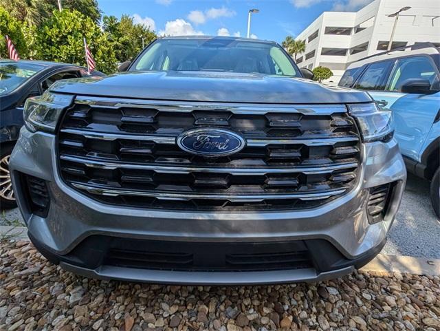 new 2025 Ford Explorer car, priced at $40,220