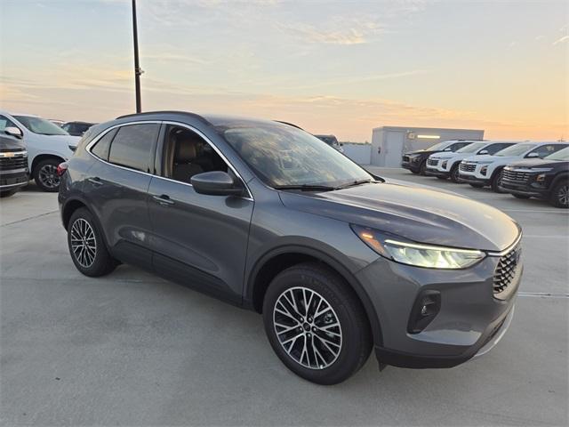 new 2025 Ford Escape car, priced at $32,875