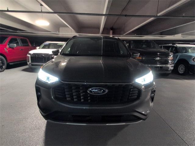new 2025 Ford Escape car, priced at $31,295