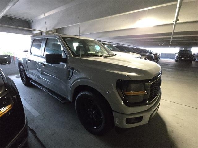 new 2024 Ford F-150 car, priced at $46,090