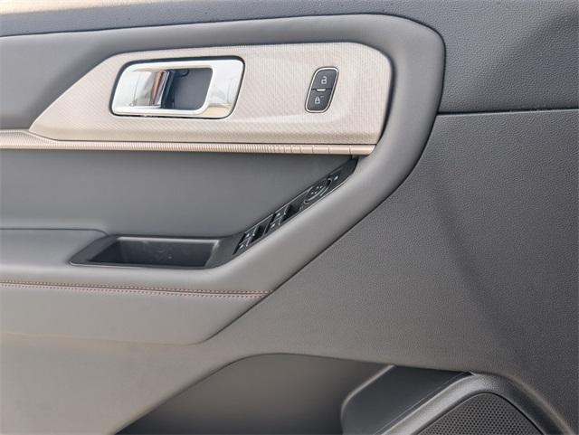 new 2025 Ford Explorer car, priced at $41,133