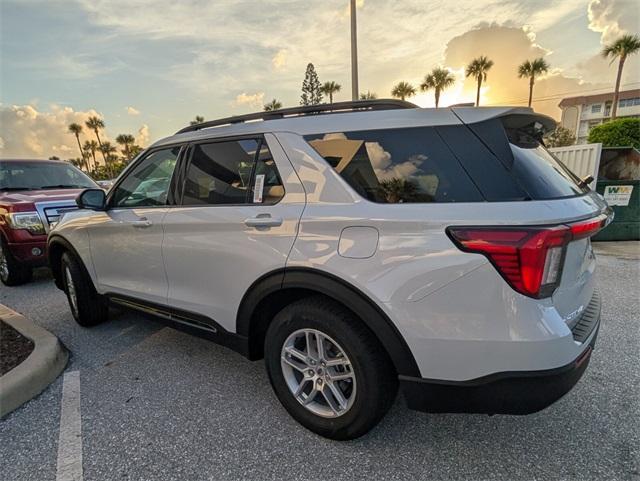 new 2025 Ford Explorer car, priced at $40,512