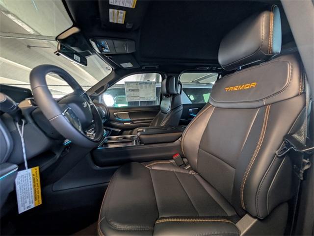 new 2025 Ford Expedition car, priced at $82,218
