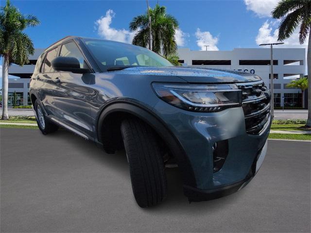 new 2025 Ford Explorer car, priced at $40,967