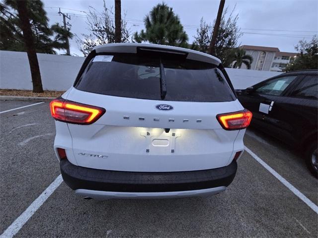 new 2025 Ford Escape car, priced at $31,425