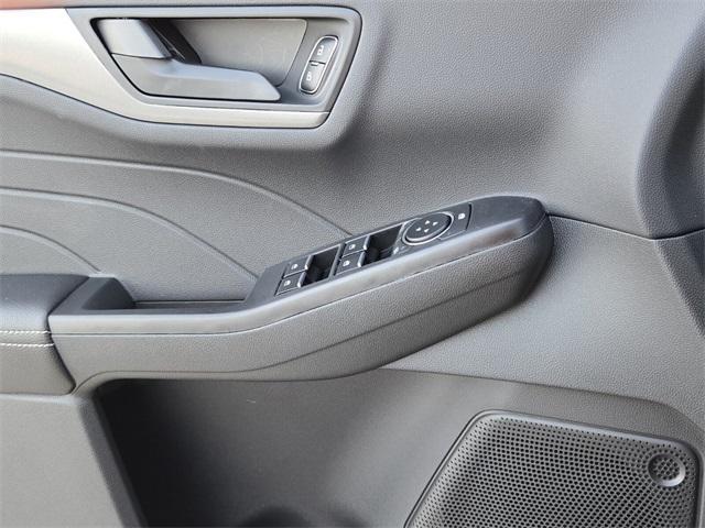 new 2025 Ford Escape car, priced at $29,518