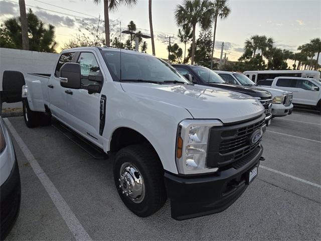 new 2024 Ford F-350 car, priced at $69,960