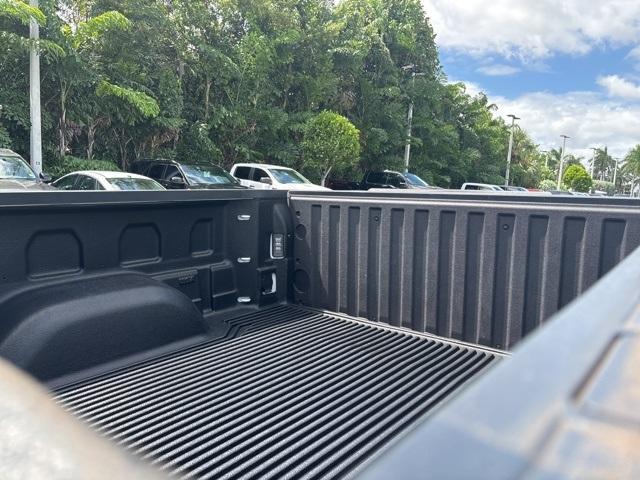 used 2024 Chevrolet Silverado 1500 car, priced at $32,900