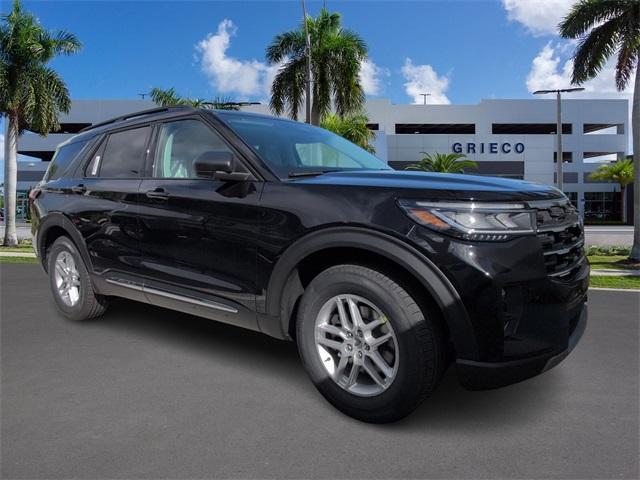 new 2025 Ford Explorer car, priced at $40,512