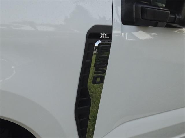 new 2025 Ford F-350 car, priced at $52,945