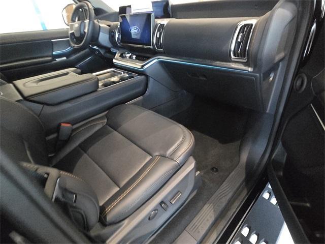 new 2025 Ford Expedition car, priced at $84,265
