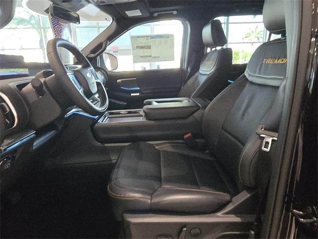 new 2025 Ford Expedition car, priced at $84,265