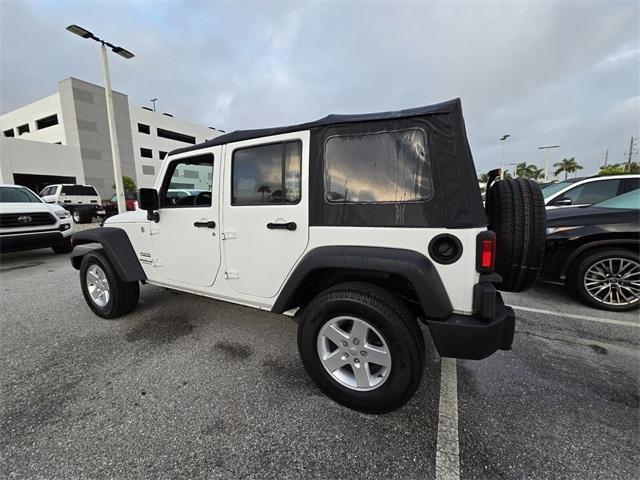 used 2015 Jeep Wrangler Unlimited car, priced at $17,900