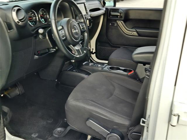 used 2015 Jeep Wrangler Unlimited car, priced at $17,900