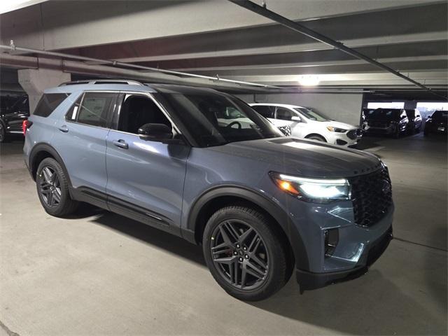 new 2025 Ford Explorer car, priced at $55,100