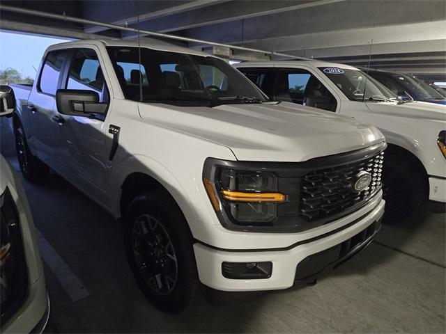 new 2025 Ford F-150 car, priced at $51,660