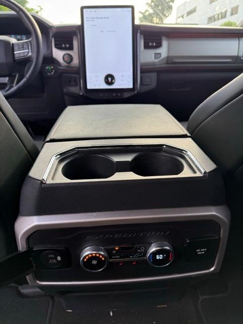used 2022 Ford Expedition car, priced at $51,799