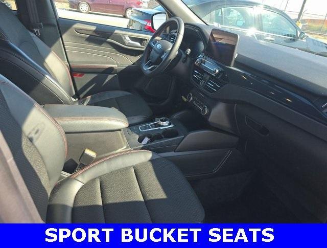 used 2025 Ford Escape car, priced at $25,900