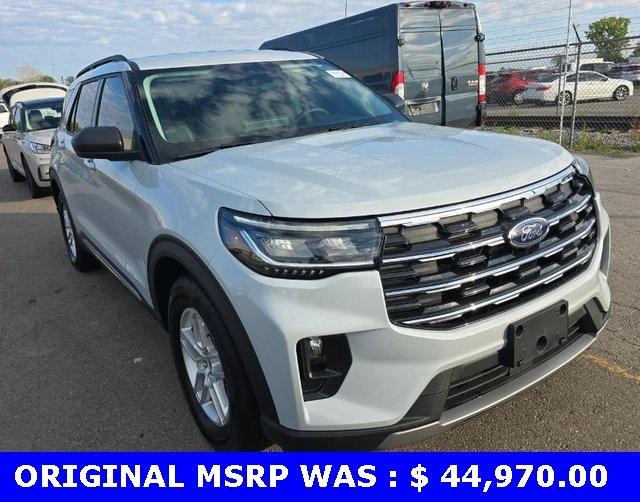 used 2025 Ford Explorer car, priced at $32,900
