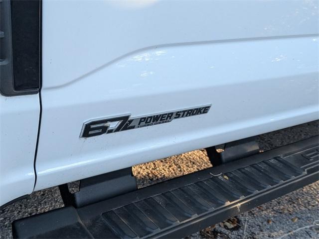 new 2025 Ford F-250 car, priced at $70,688