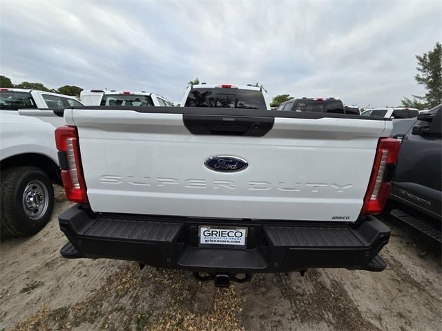 new 2024 Ford F-350 car, priced at $69,960