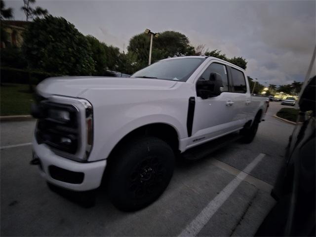 new 2025 Ford F-250 car, priced at $88,860