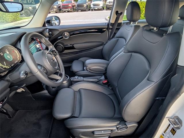 used 2023 MINI Hardtop car, priced at $23,500