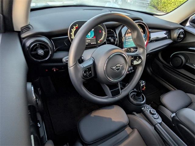 used 2023 MINI Hardtop car, priced at $23,500