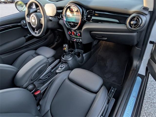 used 2023 MINI Hardtop car, priced at $23,500