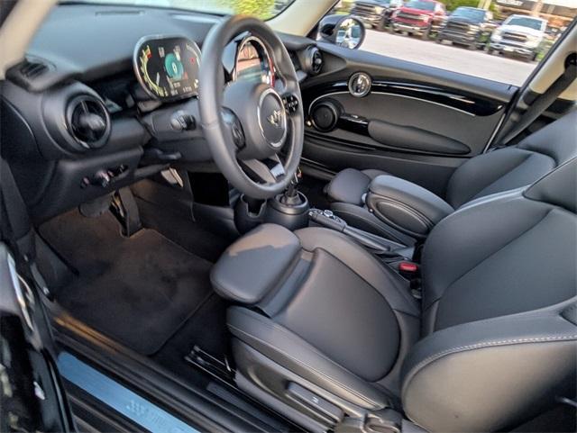 used 2023 MINI Hardtop car, priced at $23,500