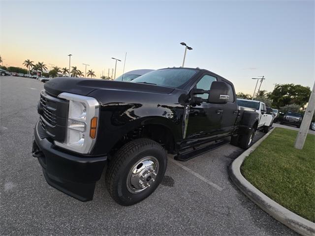 new 2024 Ford F-350 car, priced at $70,525