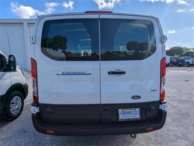 new 2022 Ford Transit-350 car, priced at $39,000