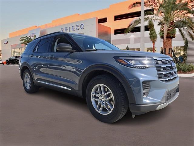 new 2025 Ford Explorer car, priced at $40,445