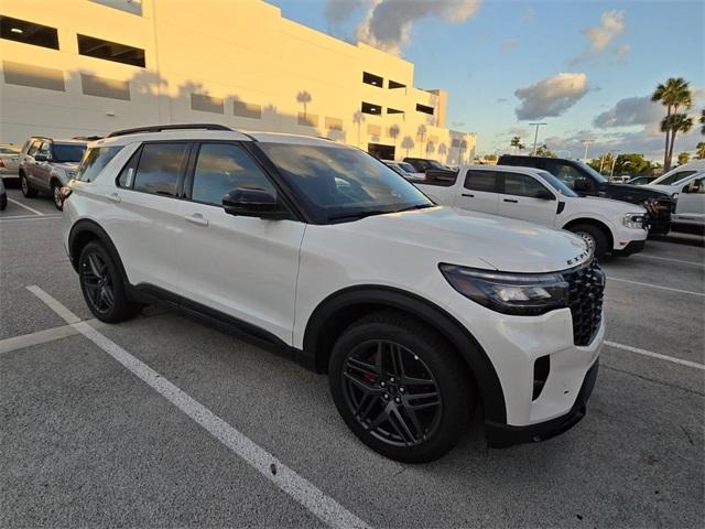 new 2025 Ford Explorer car, priced at $58,595