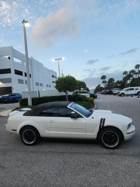 used 2007 Ford Mustang car, priced at $7,900