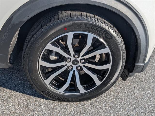 used 2023 Ford Explorer car, priced at $32,900