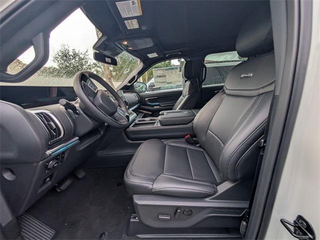 new 2025 Ford Expedition car, priced at $80,612