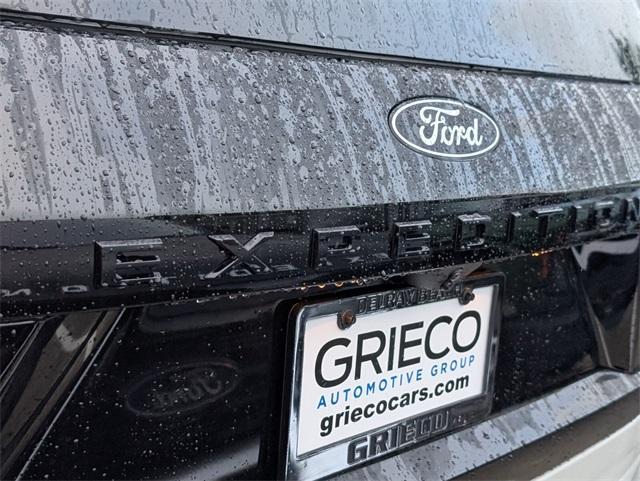 new 2025 Ford Expedition car, priced at $80,612