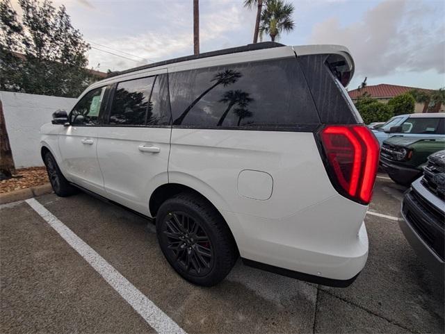 new 2025 Ford Expedition car, priced at $80,612
