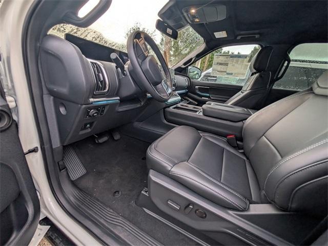 new 2025 Ford Expedition car, priced at $80,612