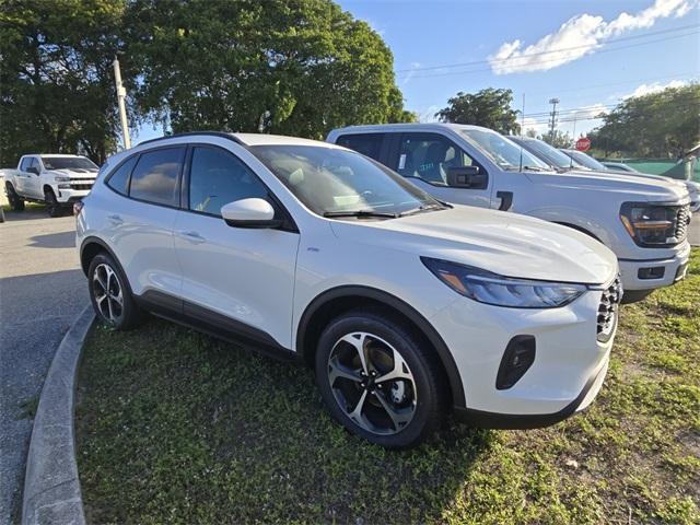 new 2025 Ford Escape car, priced at $36,250